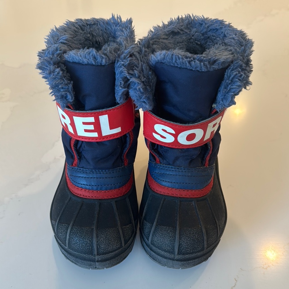 Sorel Kids' Blue and Red Winter Boots size 9